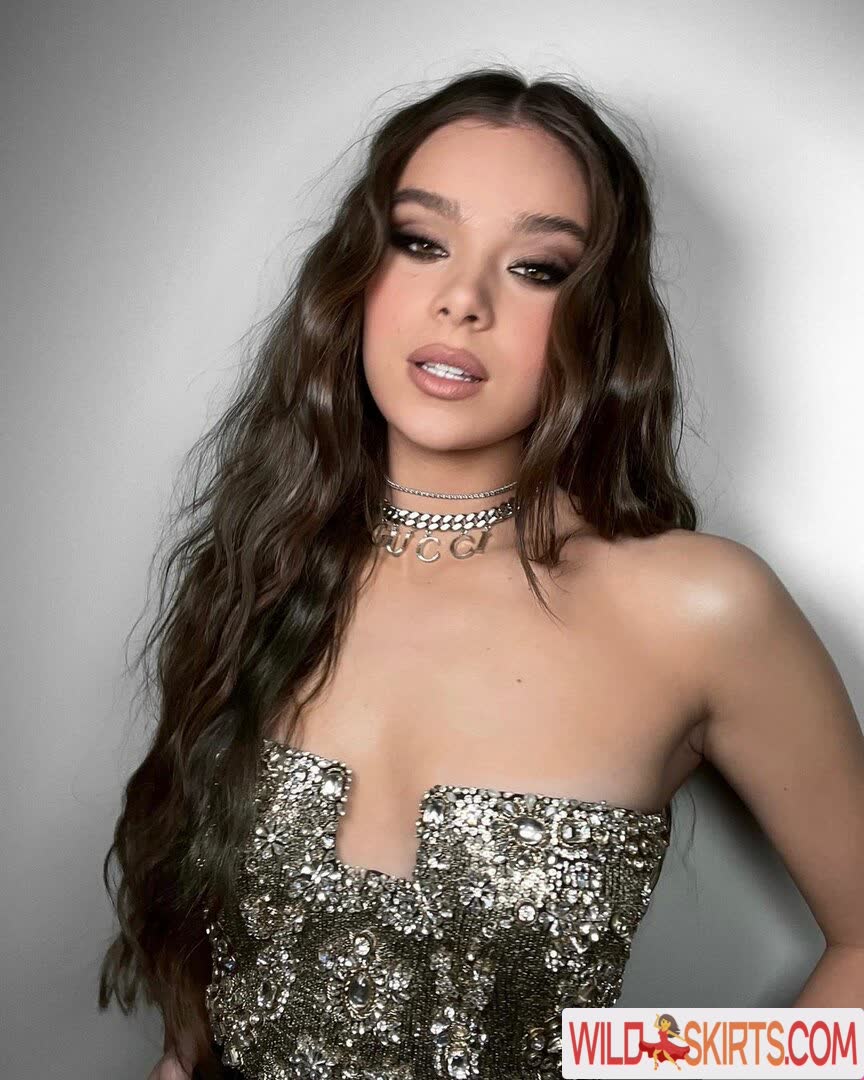 Hailee Steinfeld nude leaked photo #678