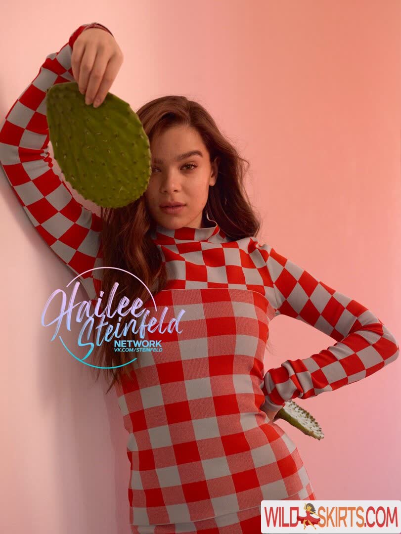 Hailee Steinfeld / haileesteinfeld nude OnlyFans, Instagram leaked photo #8