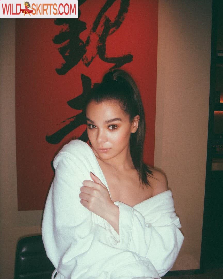 Hailee Steinfeld / haileesteinfeld nude OnlyFans, Instagram leaked photo #14