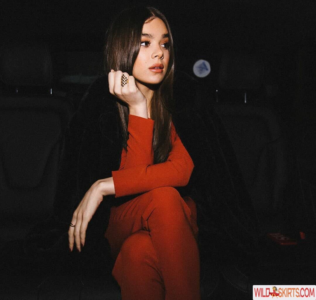 Hailee Steinfeld / haileesteinfeld nude OnlyFans, Instagram leaked photo #9