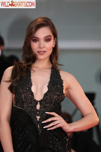 Hailee Steinfeld / haileesteinfeld nude OnlyFans, Instagram leaked photo #389