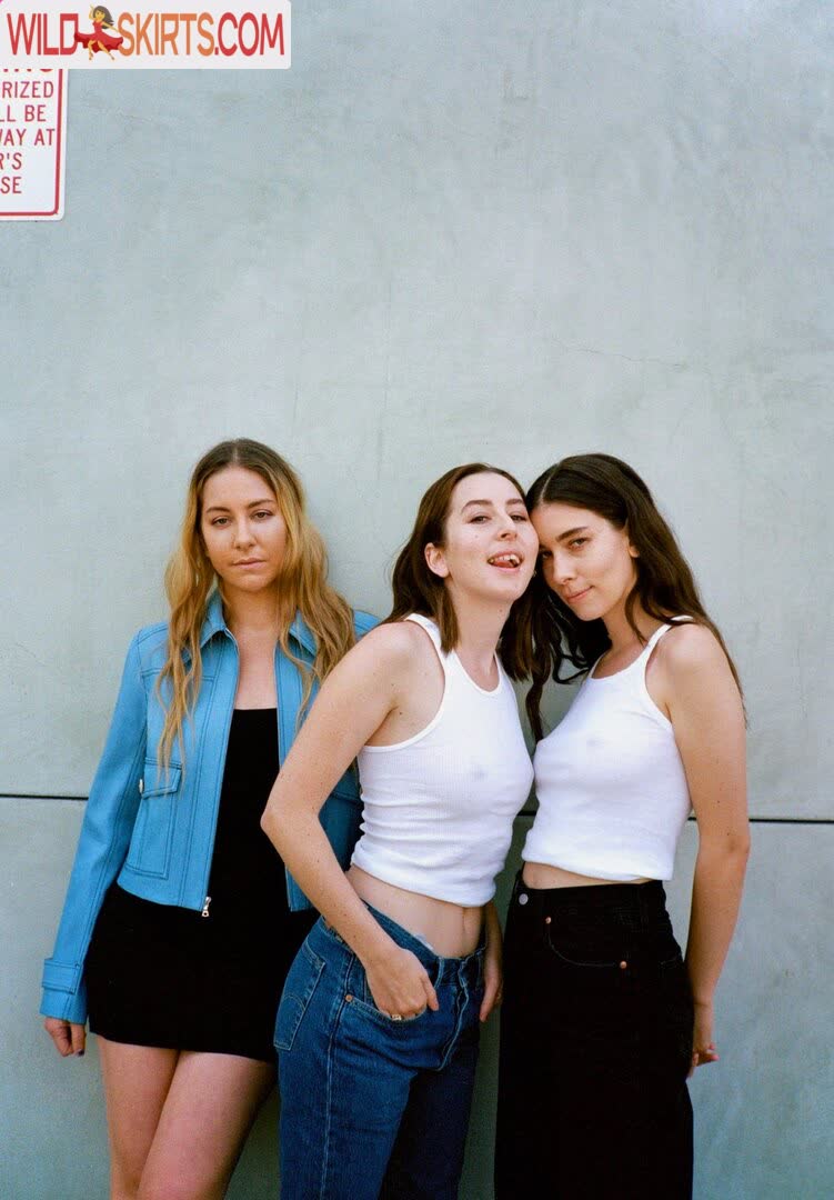 Haim Sisters nude leaked photo #50