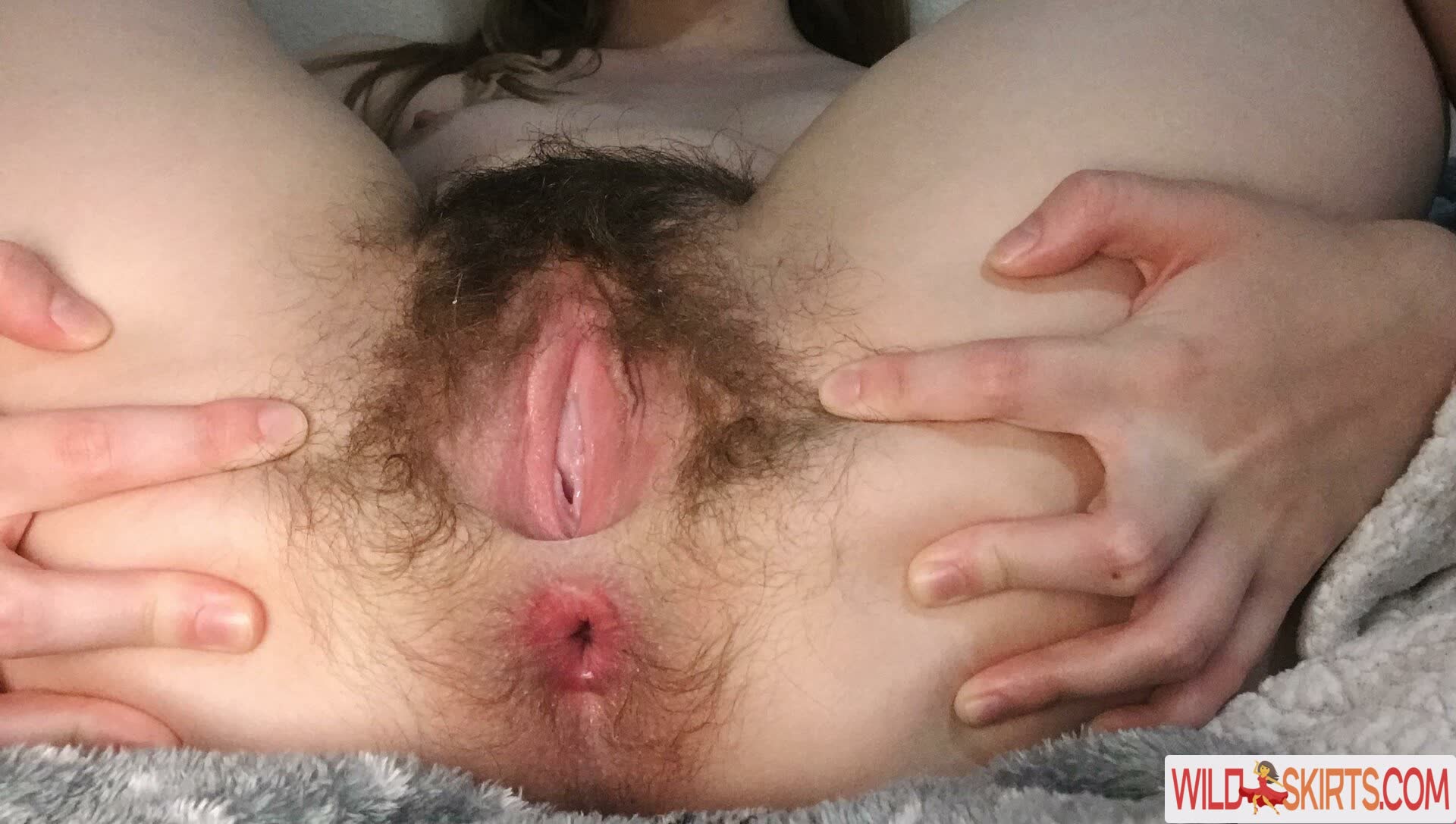 Hairy Women nude leaked photo #75