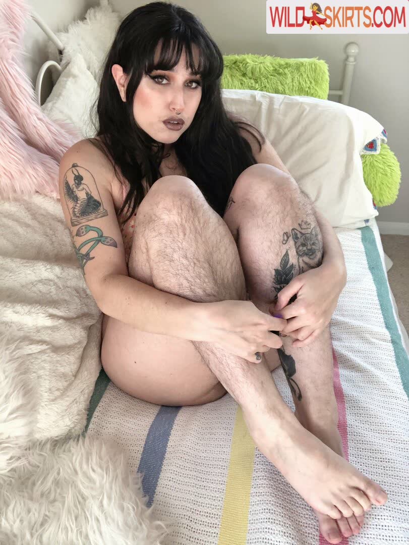 hairyfairy420 / Bella Mae / bramstrokeher / hairyfairy420 nude OnlyFans, Instagram leaked photo #3