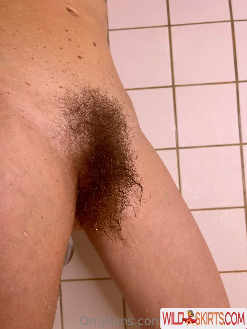 Hairysaralight nude leaked photo #7