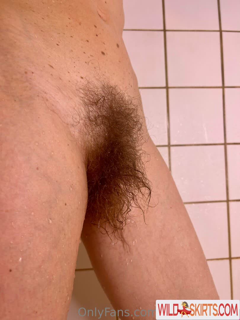 Hairysaralight nude leaked photo #8