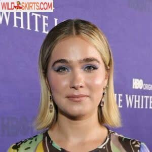 Haley Lu Richardson nude leaked photo #10