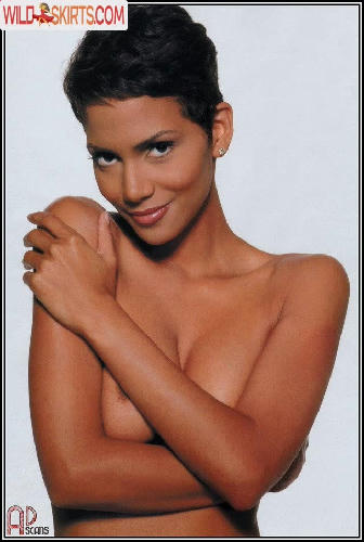 Halle Berry / halleberry nude Instagram leaked photo #65