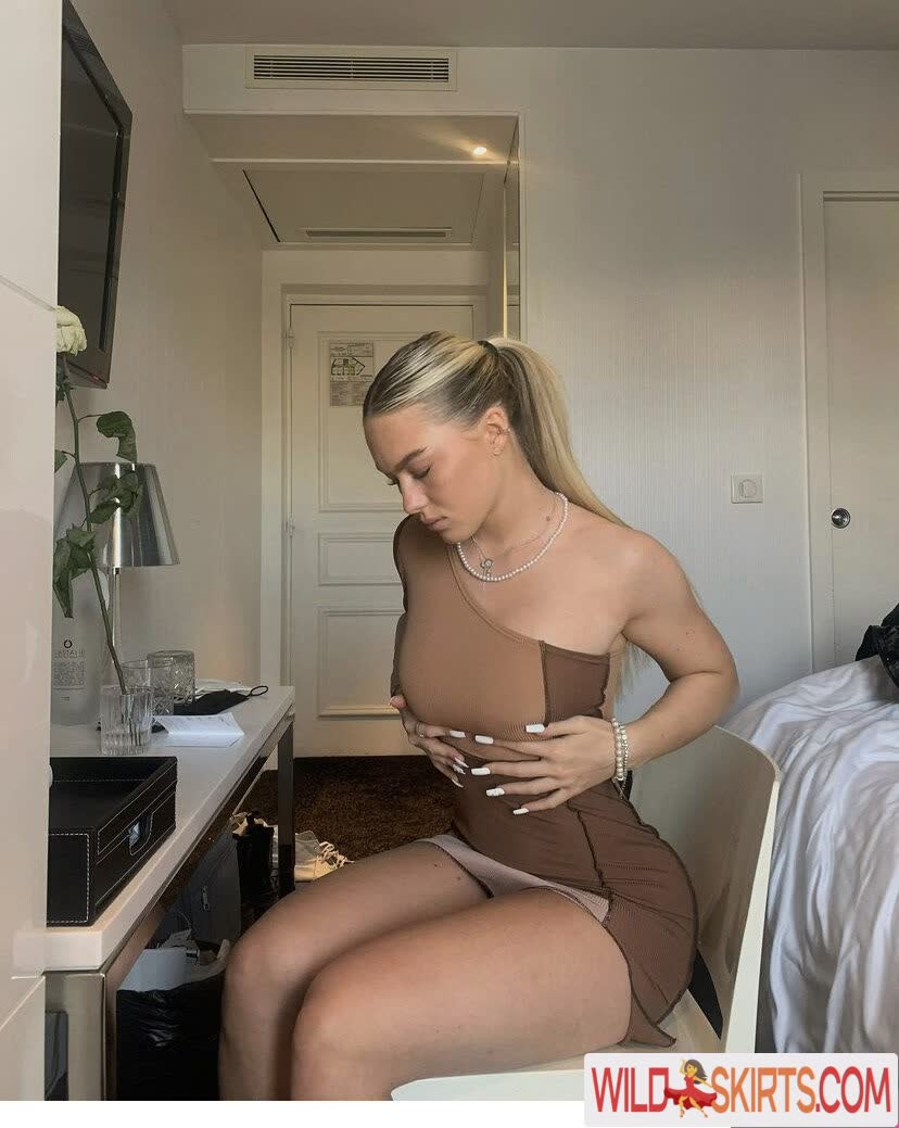 Hannabaumnn nude OnlyFans, Instagram leaked photo #10