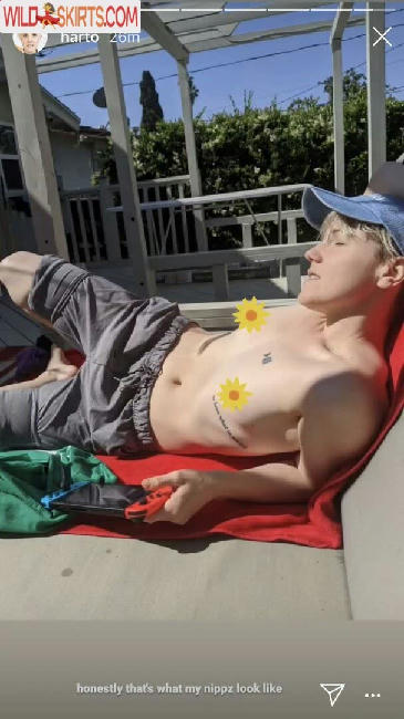 Hannah Hart / harto nude Instagram leaked photo #17