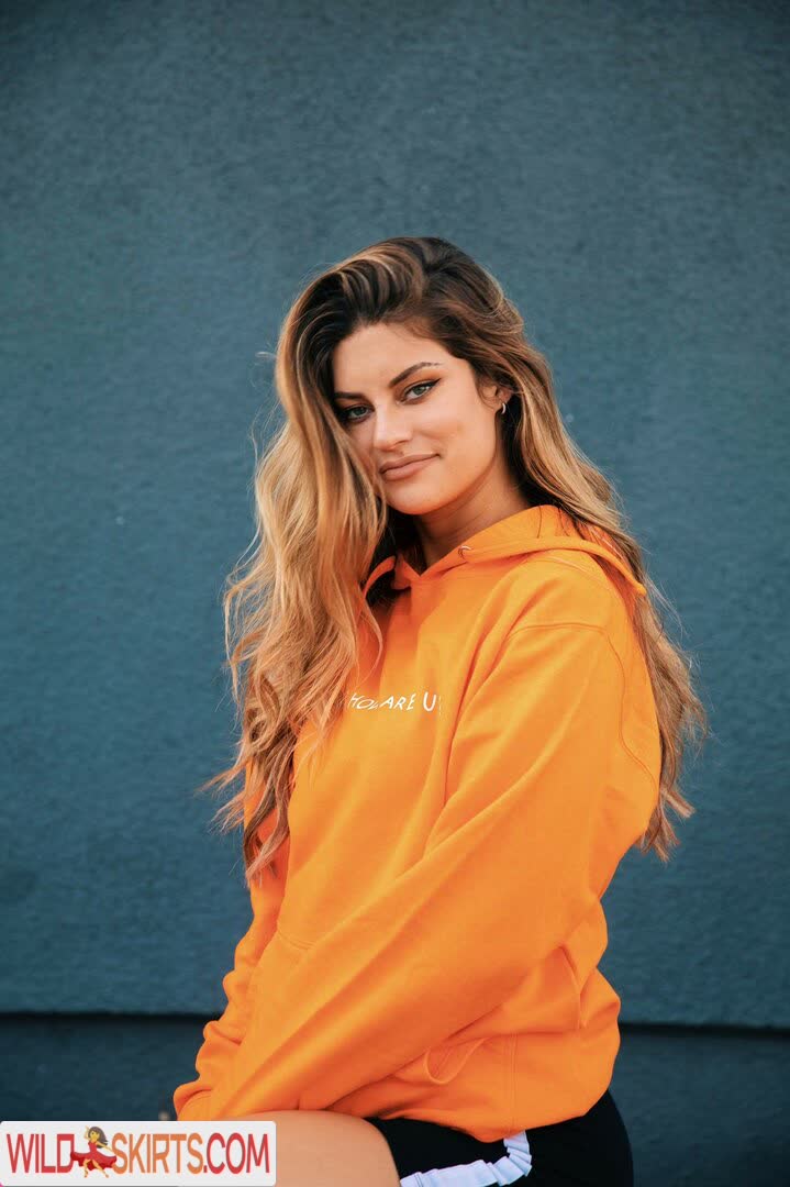 Hannah Stocking / hannahstocking nude OnlyFans, Instagram leaked photo #2