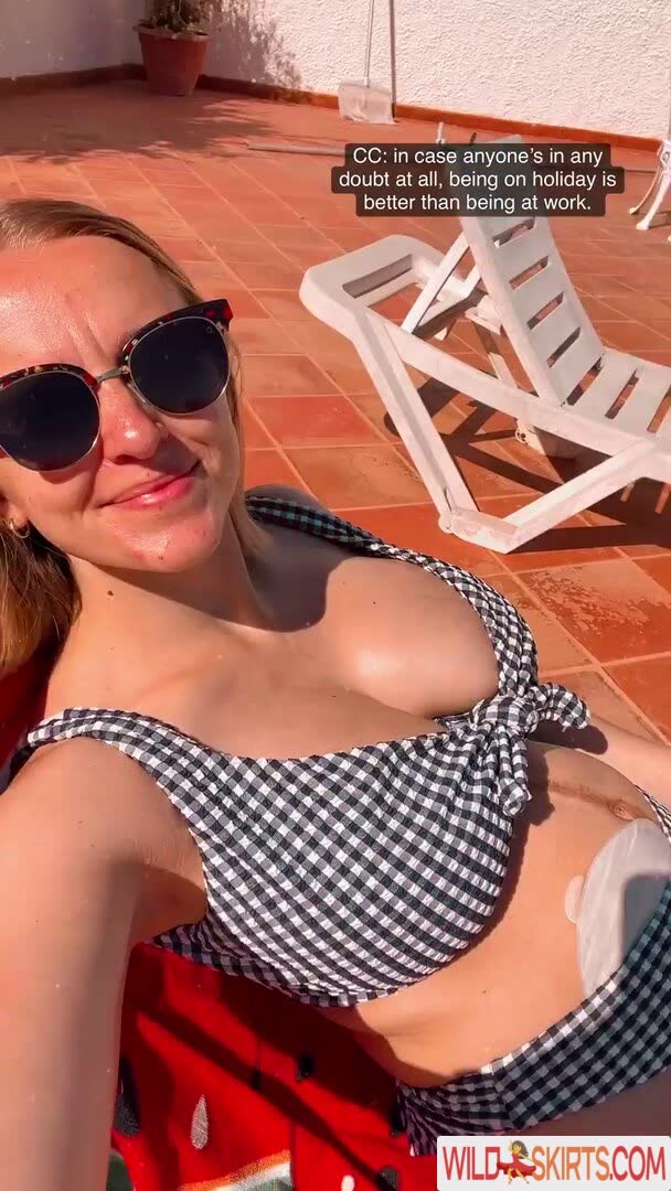 Hannah Witton nude leaked photo #3