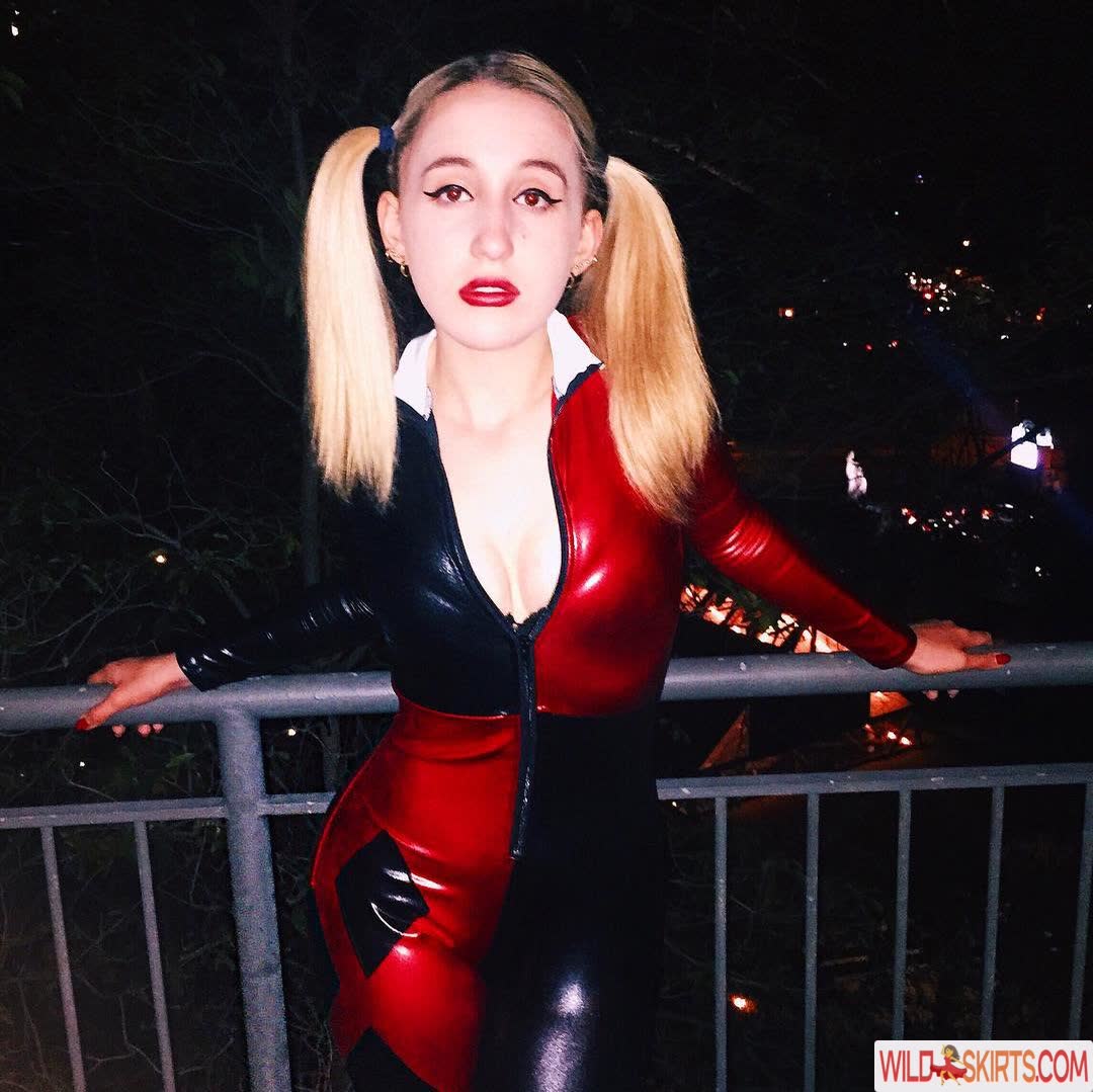 Harley Quinn Smith / harleyquinnsmith nude Instagram leaked photo