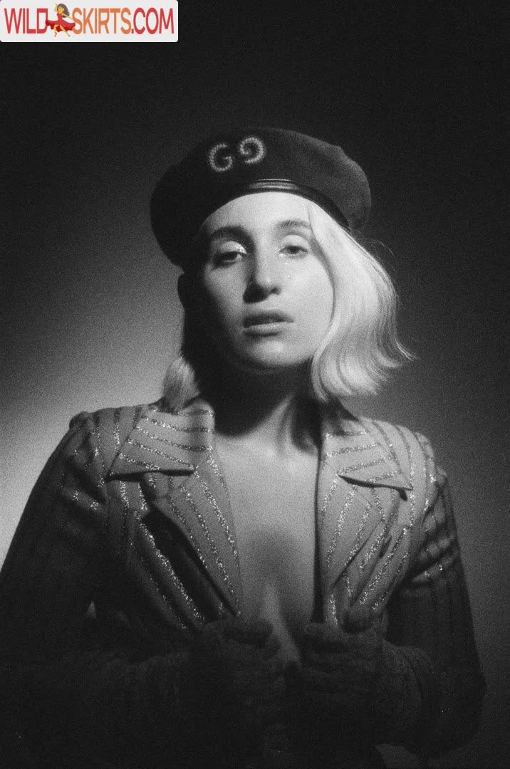 Harley Quinn Smith nude leaked photo #78