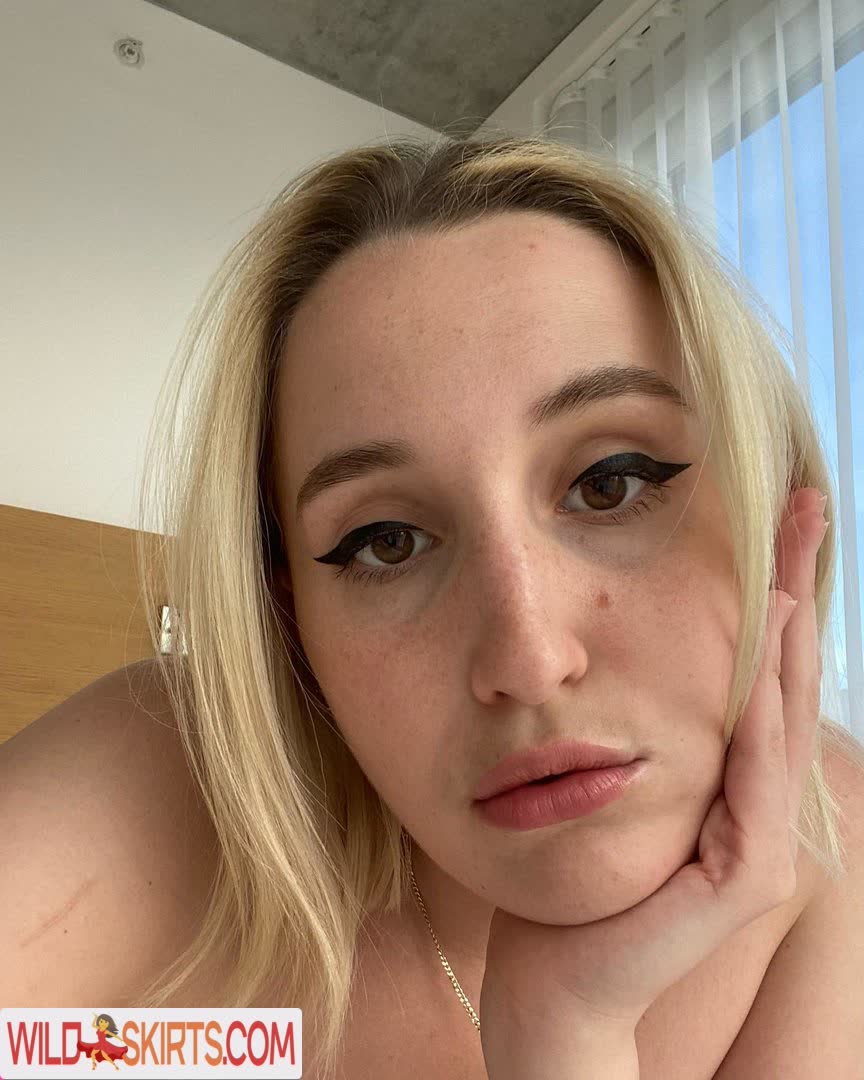 Harley Quinn Smith / harleyquinnsmith nude Instagram leaked photo #6