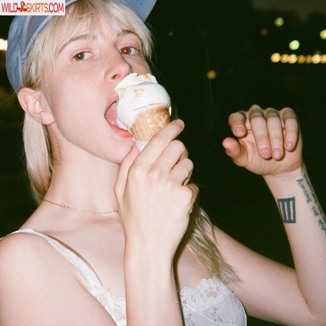 Hayley Williams / meepyfreepy / yelyahwilliams nude OnlyFans, Instagram leaked photo #9