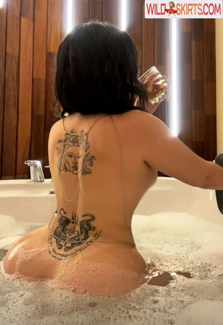 haze44 / bbenindica / haze44 nude OnlyFans, Instagram leaked photo #8