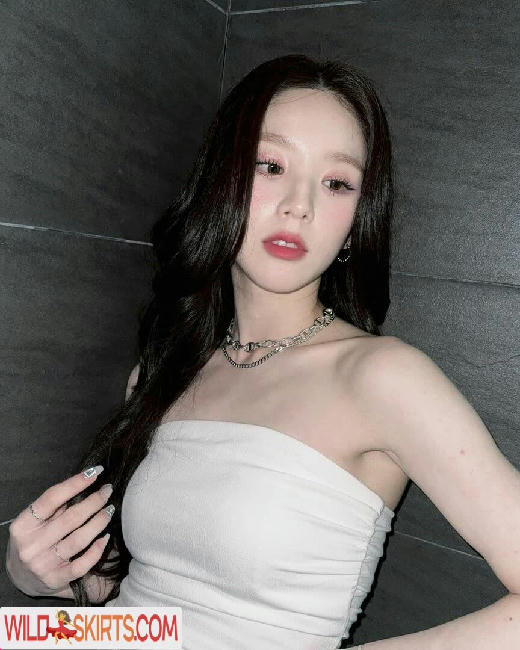 HeeJin / heejin_theworld nude Instagram leaked photo #3