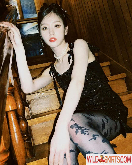 HeeJin / heejin_theworld nude Instagram leaked photo #35