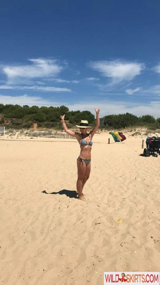 Helen Skelton / helenskelton nude Instagram leaked photo #11