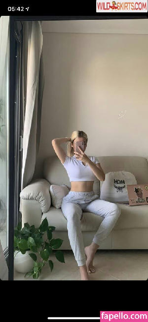 helenalive / HelenaLive96 / happylilcamgirl / helenalive nude OnlyFans, Instagram leaked photo #8