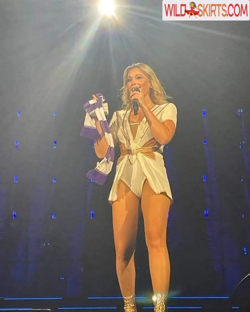 Helene Fischer / helenefischer nude Instagram leaked photo #12