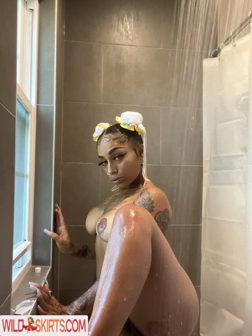 helloomcfly / helloomcfly / ishues nude OnlyFans, Instagram leaked photo #4