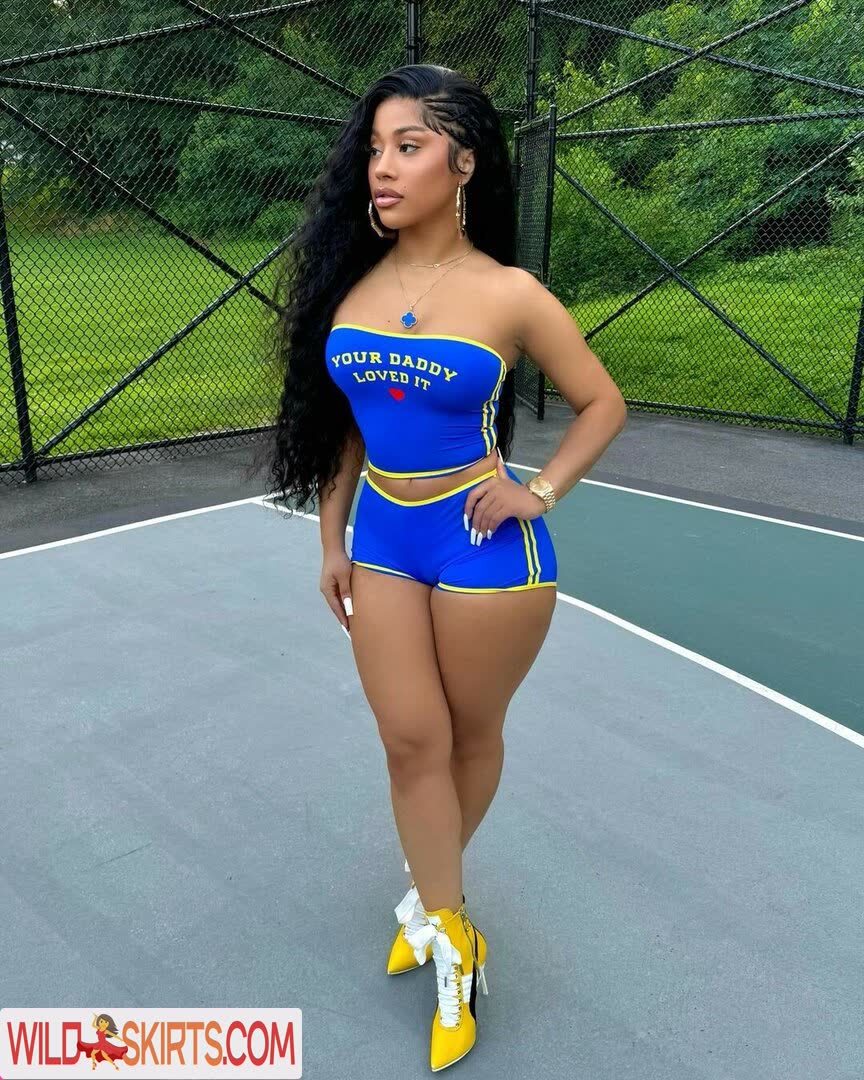 Hennessy Carolina nude leaked photo #73