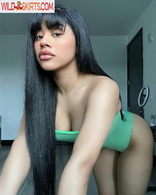 Hennessy Carolina / Cardi B's sister / callmebabiixxx / hennessycarolina nude OnlyFans, Instagram leaked photo #10