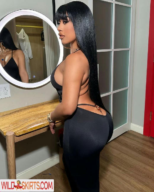 Hennessy Carolina / Cardi B's sister / callmebabiixxx / hennessycarolina nude OnlyFans, Instagram leaked photo #55