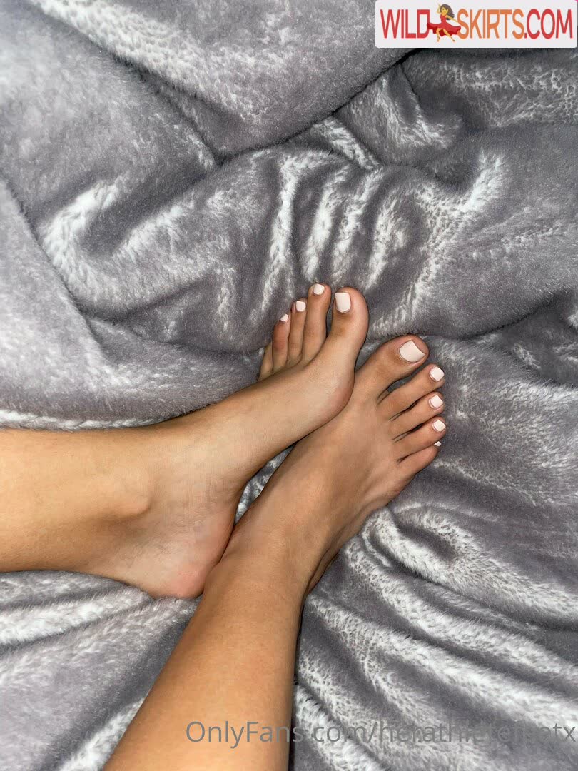 Herathletefeetxo nude leaked photo #12