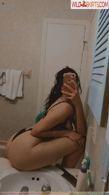 Hereecomesjasmine / Jazzyxoxoxo / hereecomesjasmin nude OnlyFans, Instagram leaked photo #2