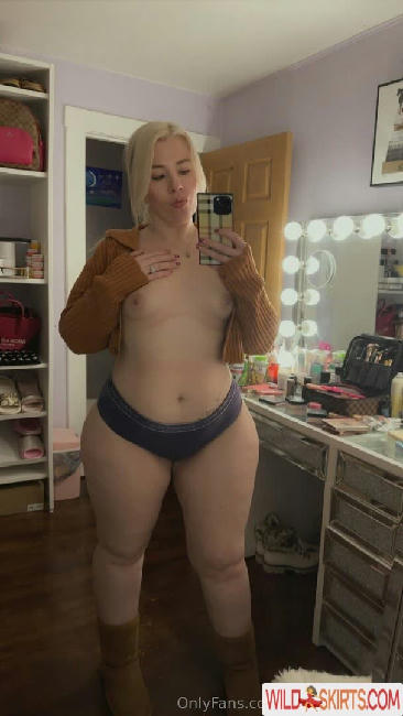 Hg_curves nude leaked photo #3