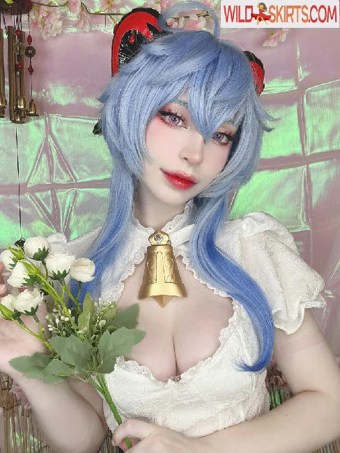 Hitomi Okami / hitomi_official / hitomi_okami / hitomi_okami_cos nude OnlyFans, Instagram leaked photo #8