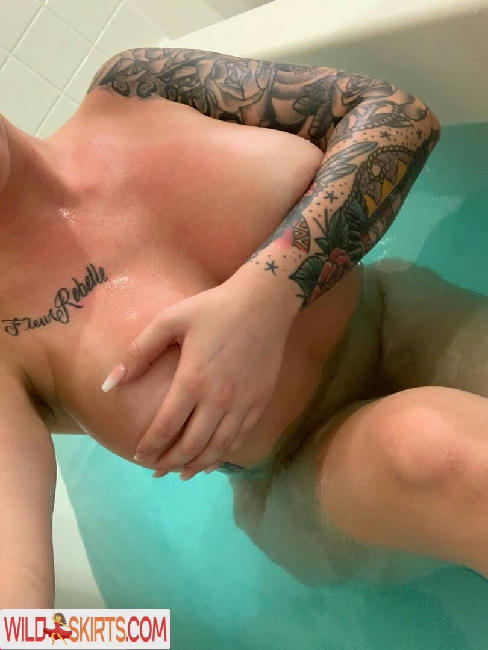 Holli Gustafson / Blahhollibitch / scrgrl10 nude OnlyFans, Instagram leaked photo #1