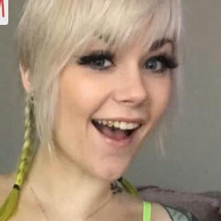 Holli Marie avatar