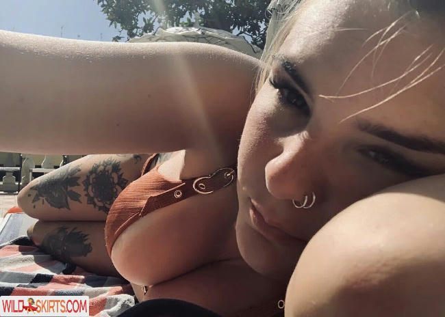 Hollie Jakeway / h_jakeway / holliejakeway nude OnlyFans, Instagram leaked photo #4