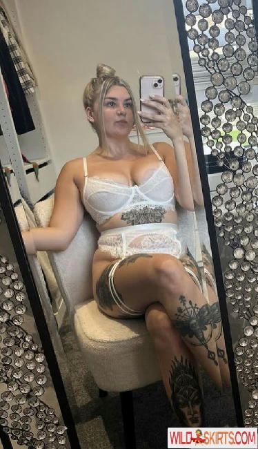 Hollie Jakeway / h_jakeway / holliejakeway nude OnlyFans, Instagram leaked photo #9