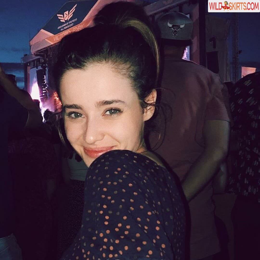 Holly Earl / earlisthename / hollyearl__ nude OnlyFans, Instagram leaked photo #2