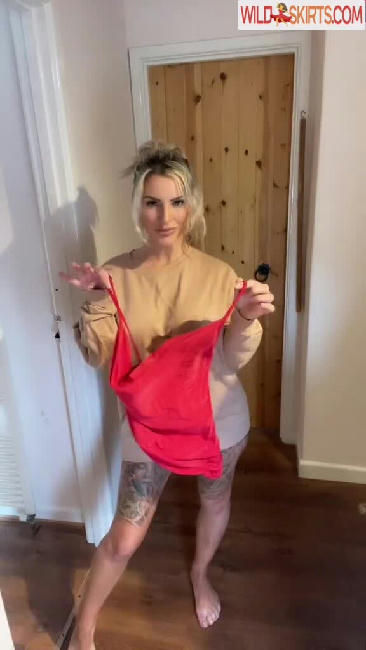 Holly J Genevieve / hollygenevieve / hollyjgm16 nude OnlyFans, Instagram leaked photo #1