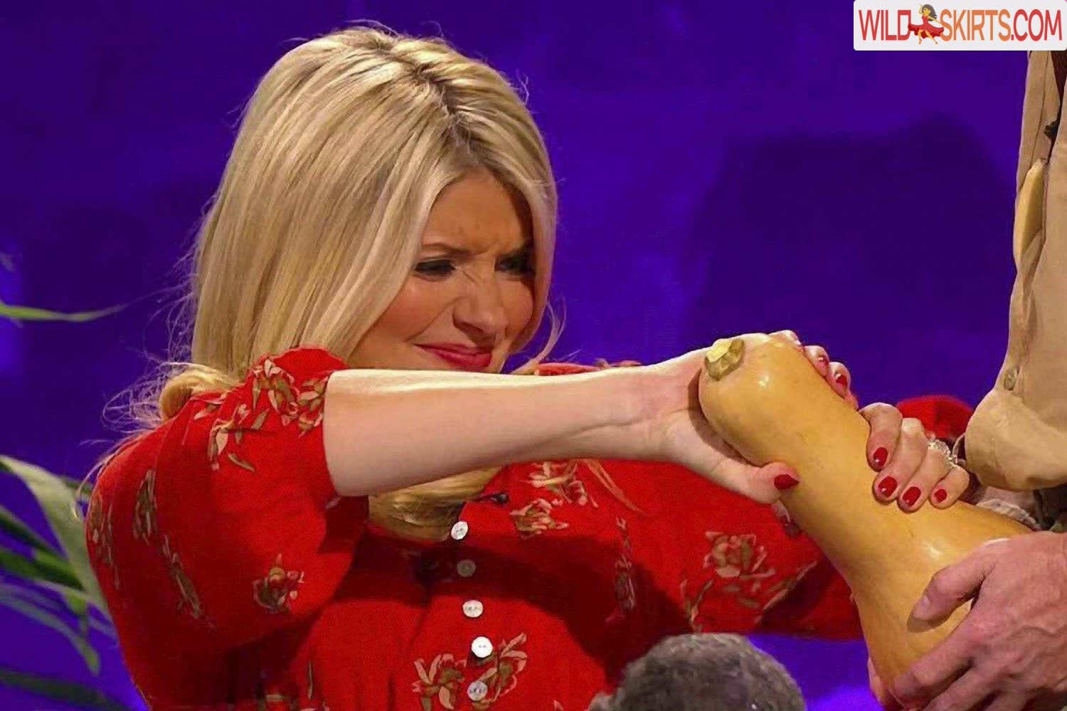 Holly Willoughby / hollywilloughby nude Instagram leaked photo #2