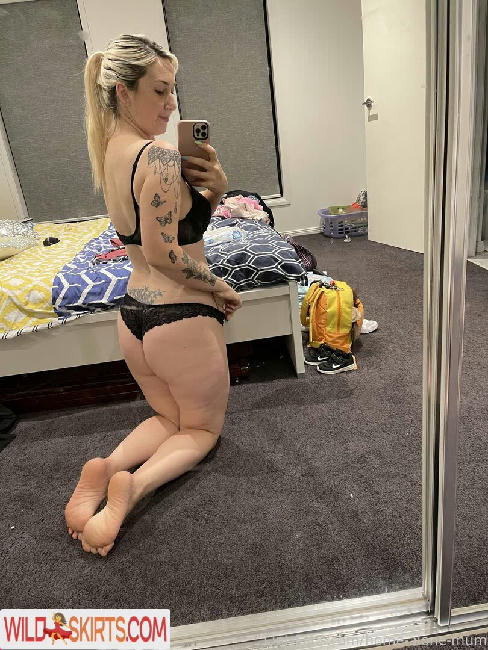 home-alone-mum / home-alone-mum / momathomealone nude OnlyFans, Instagram leaked photo #243