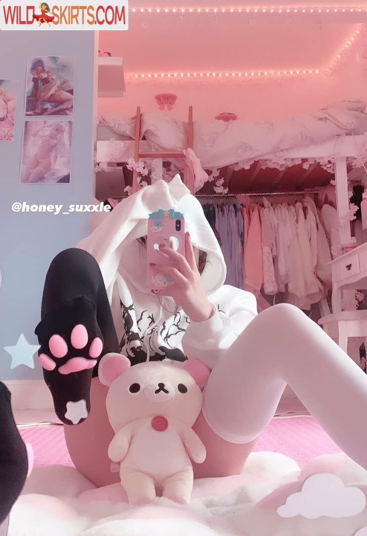 honey_suxxle / Honey_suxxle / h0ney_suckle / honevsucklee / honey_lense nude OnlyFans, Instagram leaked photo #14