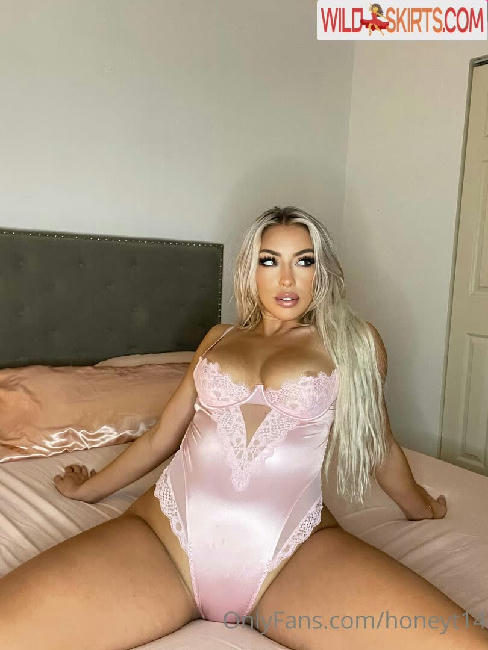 honeyt14 / honeyt14 / tristin_greene nude OnlyFans, Instagram leaked photo #20