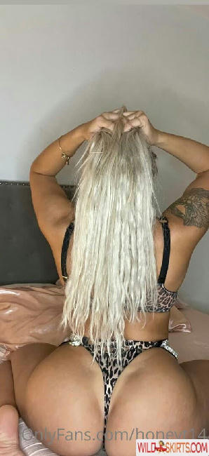 honeyt14 / honeyt14 / tristin_greene nude OnlyFans, Instagram leaked photo #23