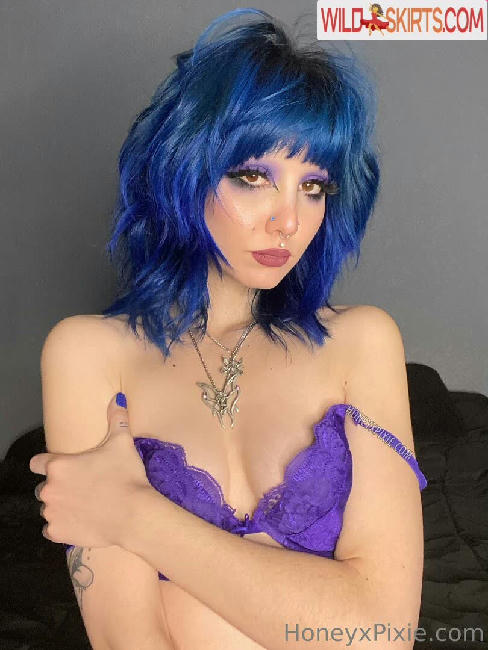 Honeyxpixie nude leaked photo #2