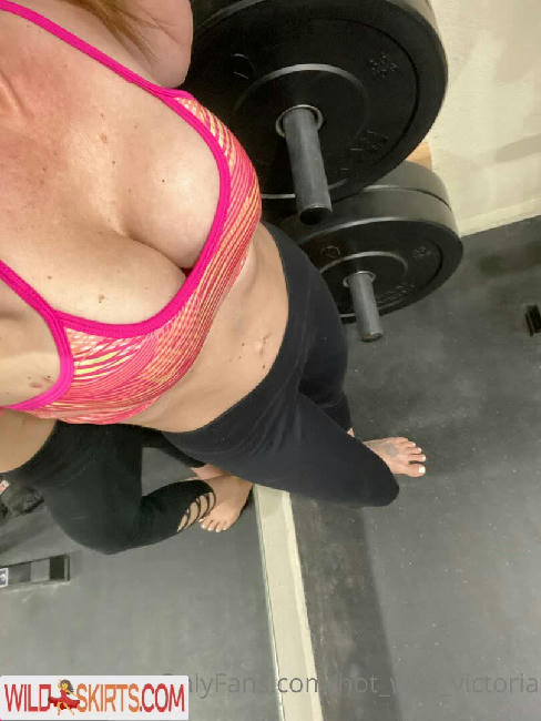 hot_wife_victoria / hot_wife_victoria / x_victoria8_x nude OnlyFans, Instagram leaked photo #232