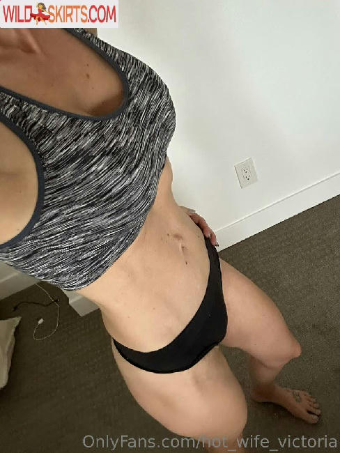 hot_wife_victoria / hot_wife_victoria / x_victoria8_x nude OnlyFans, Instagram leaked photo #276