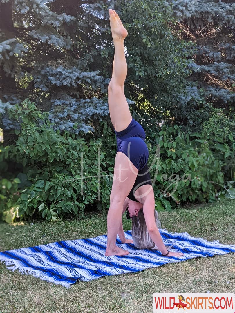 hot-yoga nude OnlyFans leaked photo #14