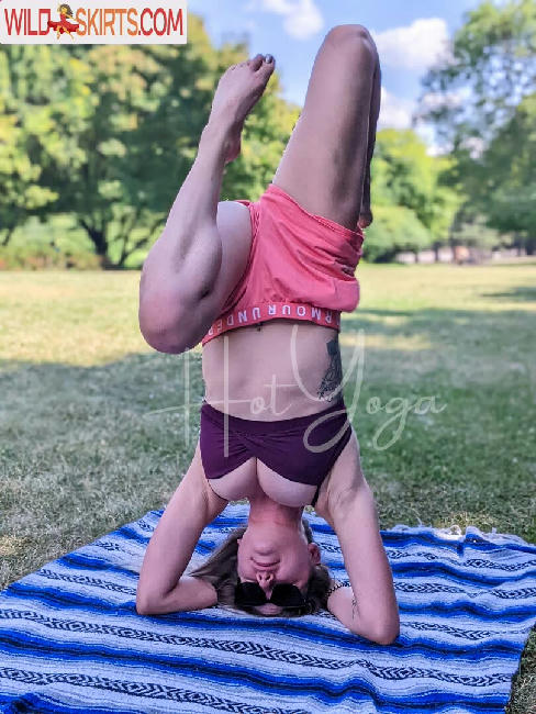 hot-yoga nude OnlyFans leaked photo #2